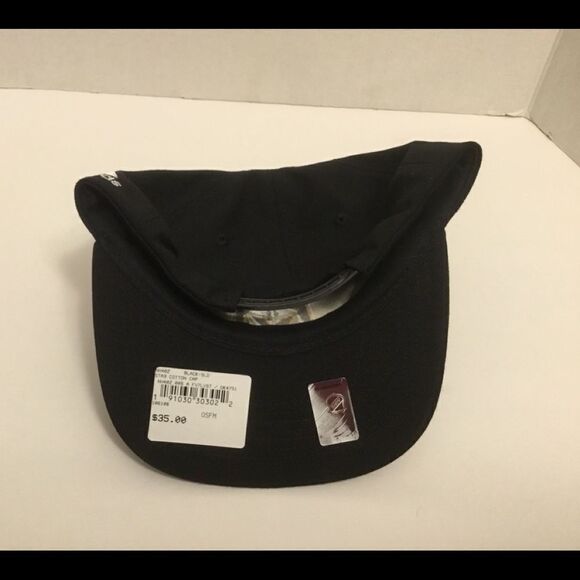 Adidas Las Vegas Knights SnapBack Hat - Picture 3 of 3